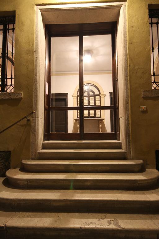 Residenza L'Angolo Di Βερόνα Εξωτερικό φωτογραφία